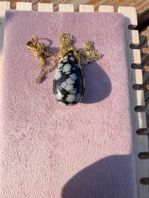 Pendentif goutte sautoir obsidienne flocon de neige A+